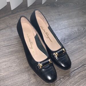 Vintage Salvatore Ferragamo Boutique Black block heal croc embossed shoes Size 7